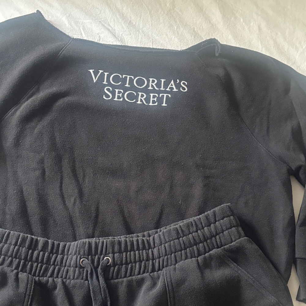 Victoria's Secret Black Lounge Wear - Picture 2 of 5